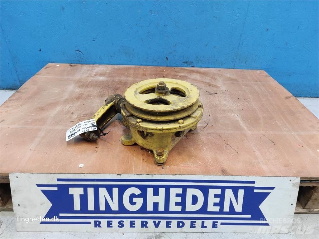 New Holland 8070 Combine harvester spares & accessories