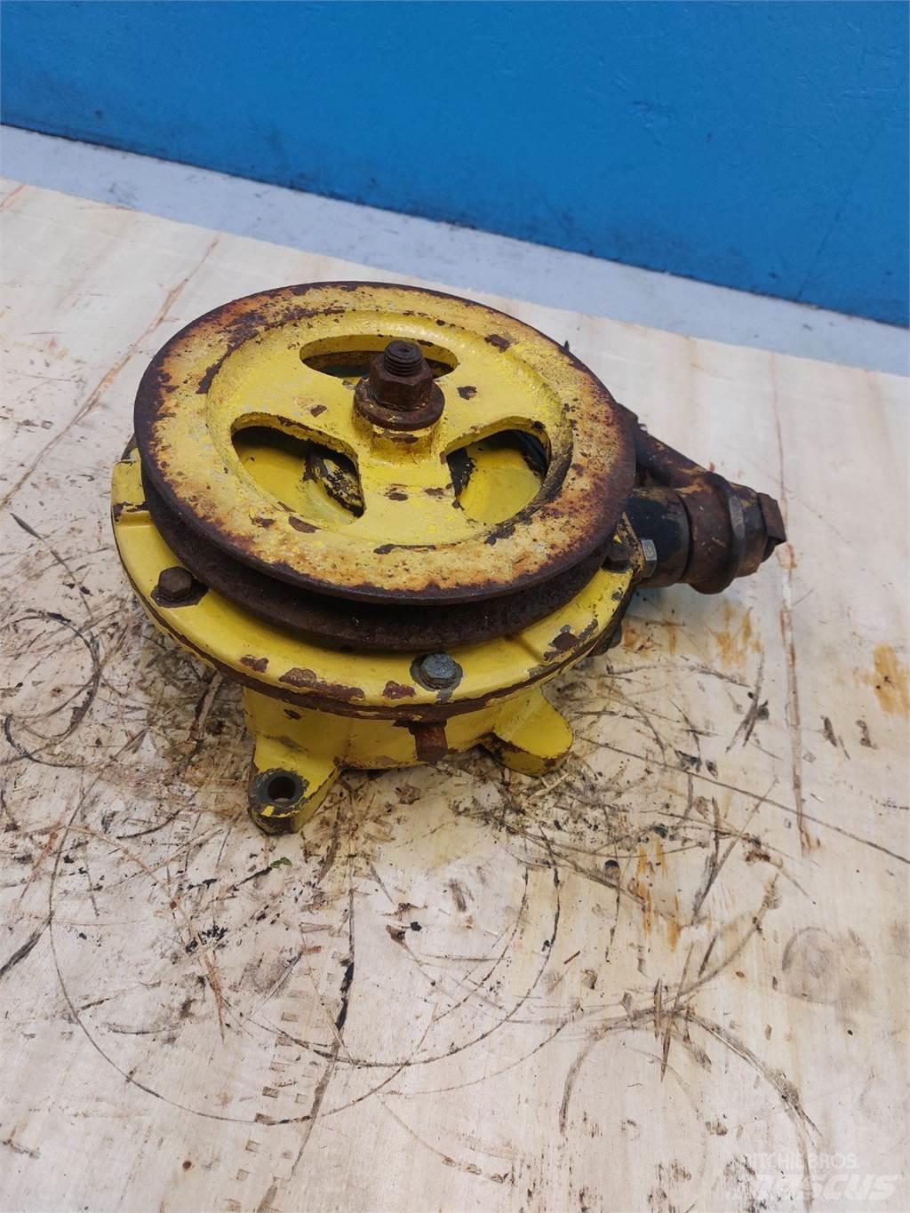 New Holland 8080 Combine harvester spares & accessories