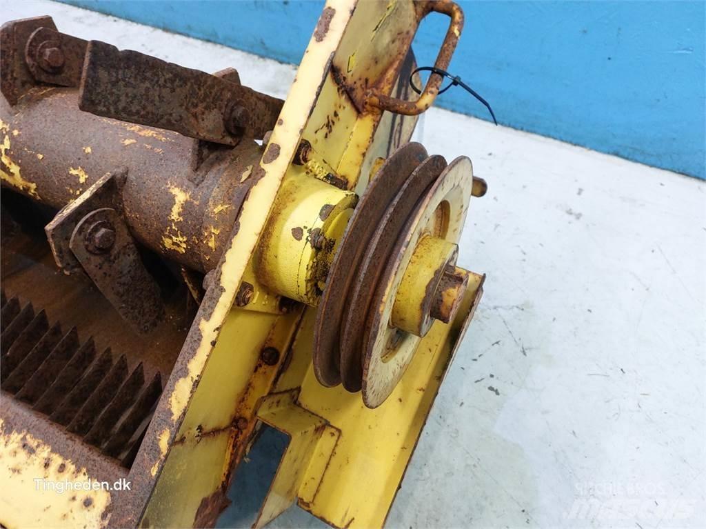 New Holland 8080 Combine harvester spares & accessories