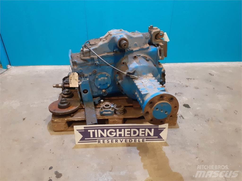 New Holland 8340 Transmission