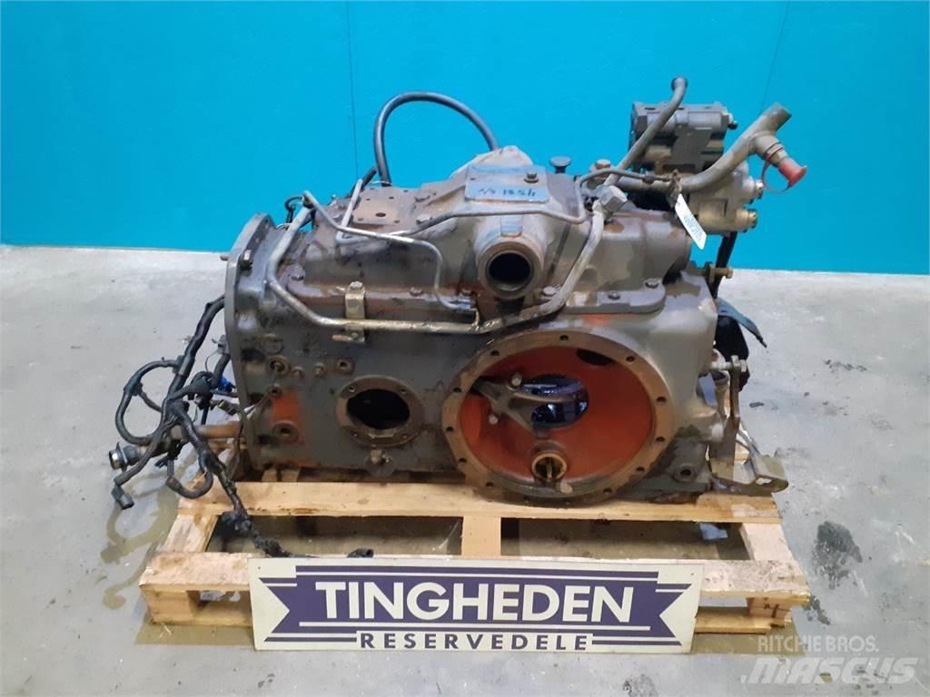 New Holland 8340 Transmission