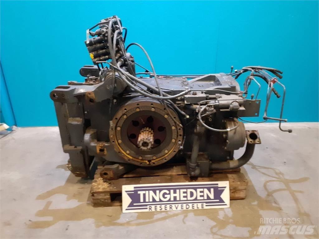 New Holland 8770 Transmission