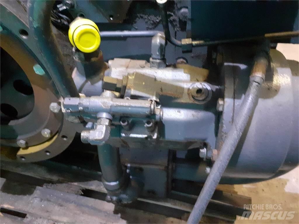 New Holland 8770 Transmission