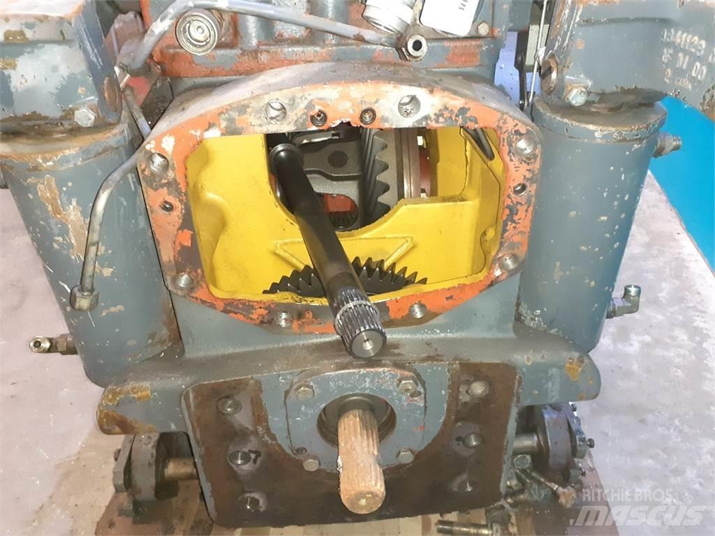 New Holland 8770 Transmission