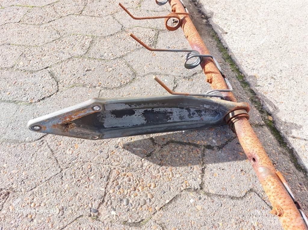 New Holland TF46 Combine harvester spares & accessories