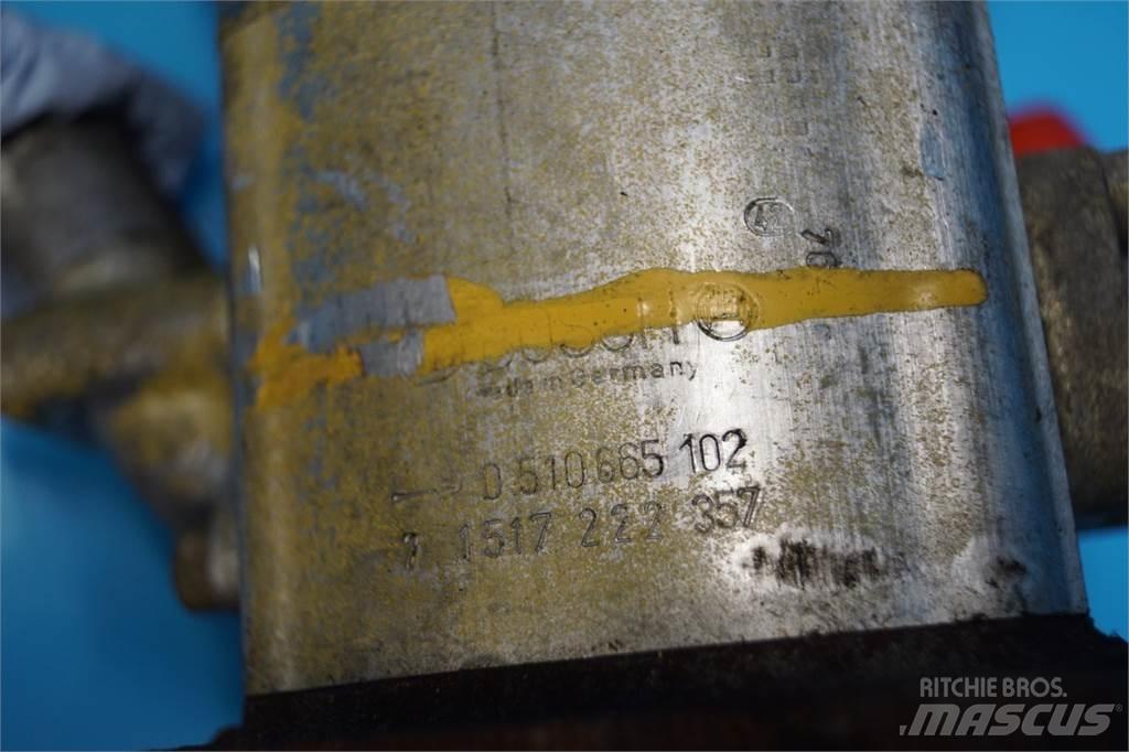 New Holland TX66 Hydraulics