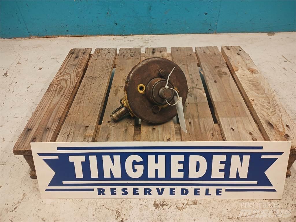 New Holland TX68 Transmission