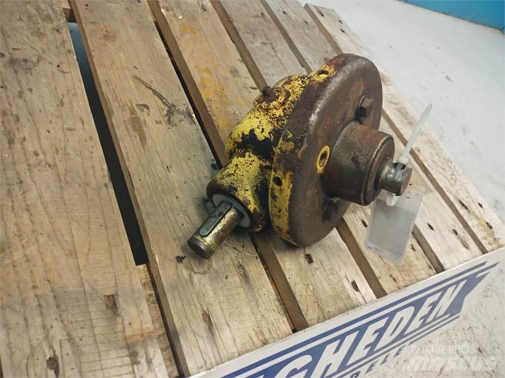 New Holland TX68 Transmission
