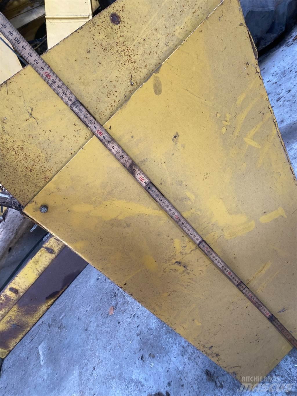 New Holland TX68 Combine harvester spares & accessories