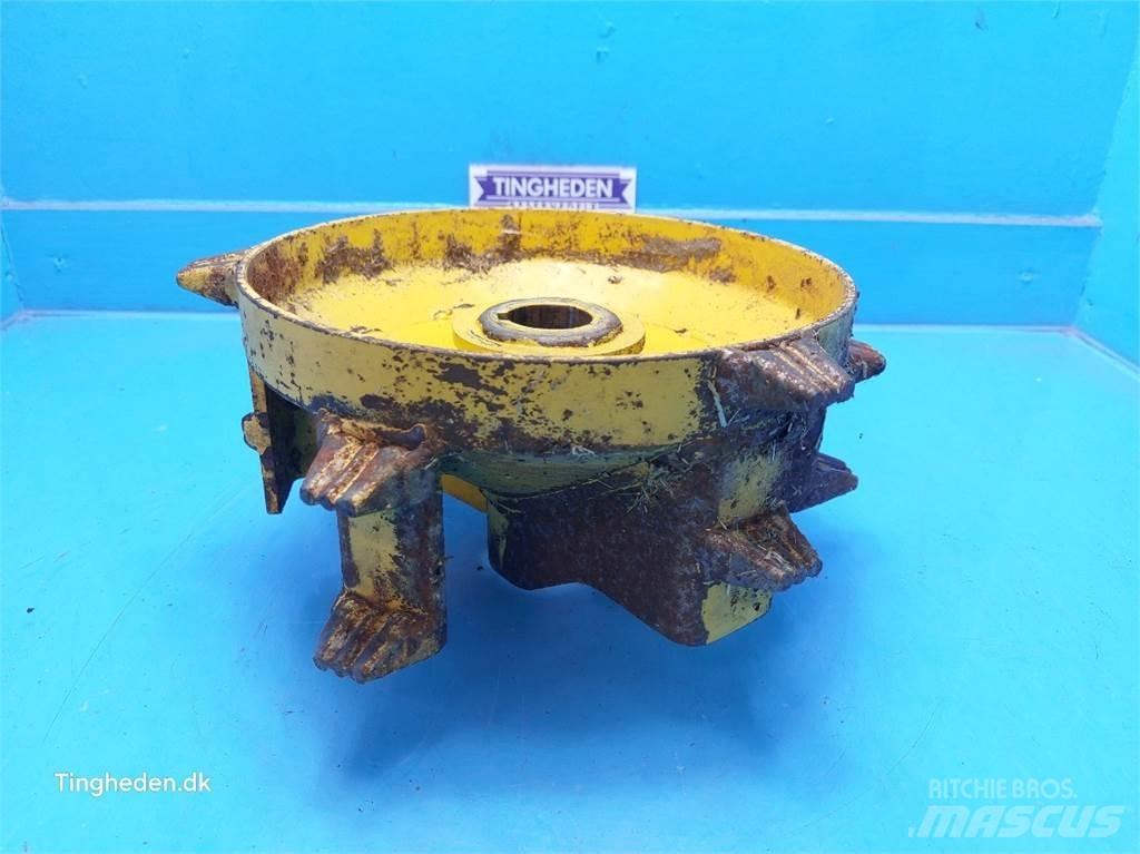 New Holland TX68 Combine harvester spares & accessories