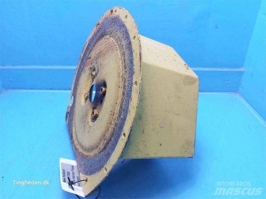 New Holland TX68 Combine harvester spares & accessories