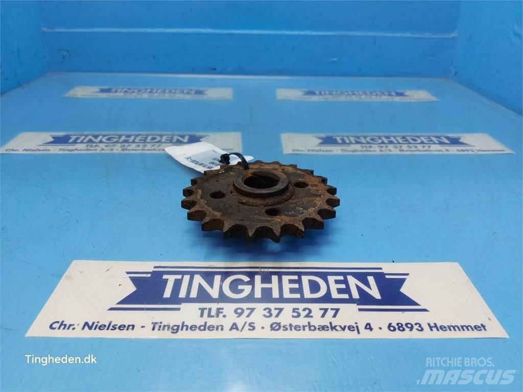 New Holland TX68 Combine harvester spares & accessories