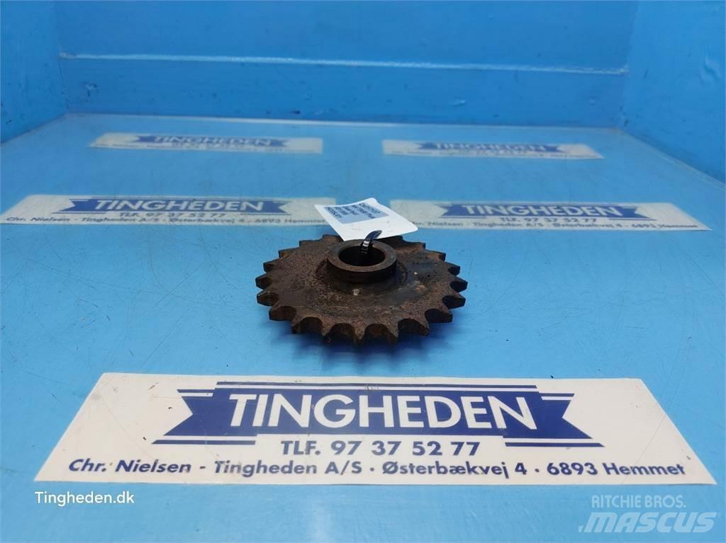 New Holland TX68 Combine harvester spares & accessories