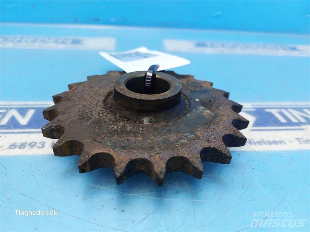 New Holland TX68 Combine harvester spares & accessories