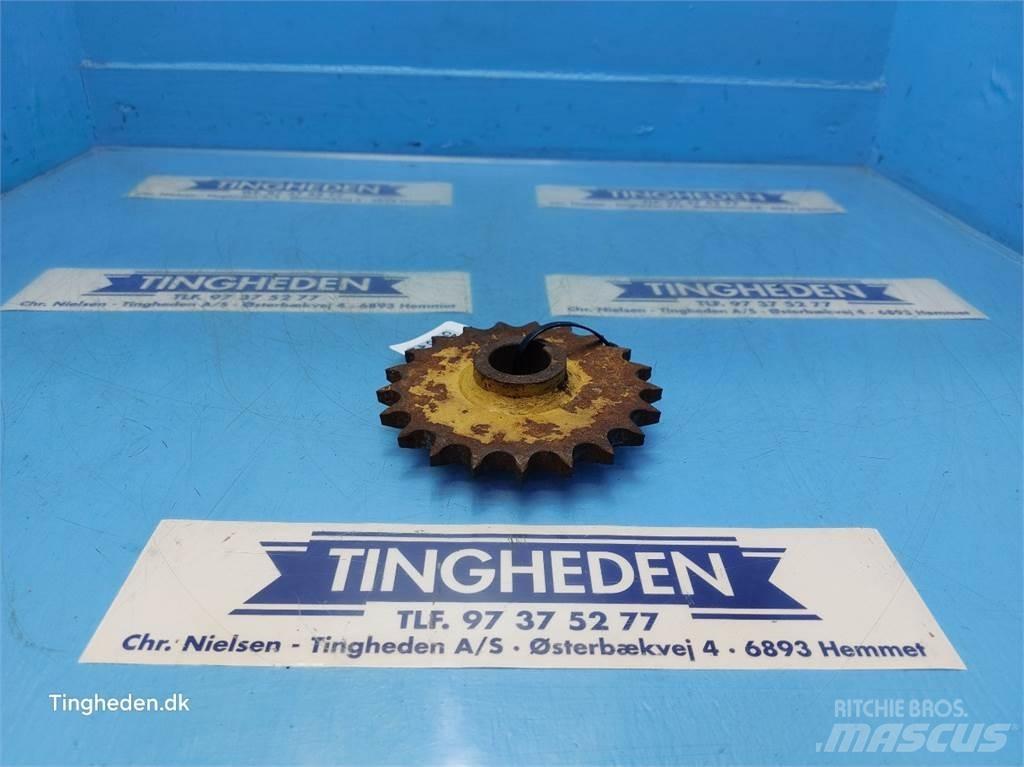 New Holland TX68 Combine harvester spares & accessories
