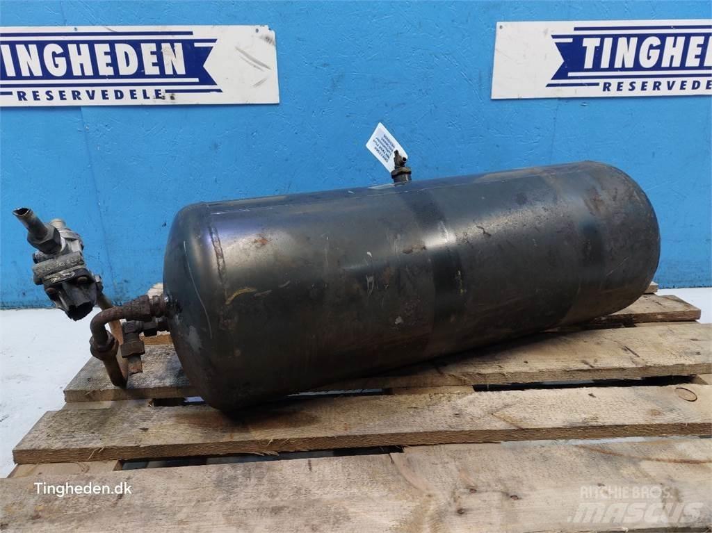 New Holland TX68 Combine harvester spares & accessories