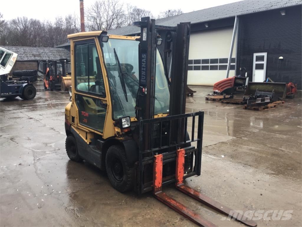 TCM FG25 LPG trucks