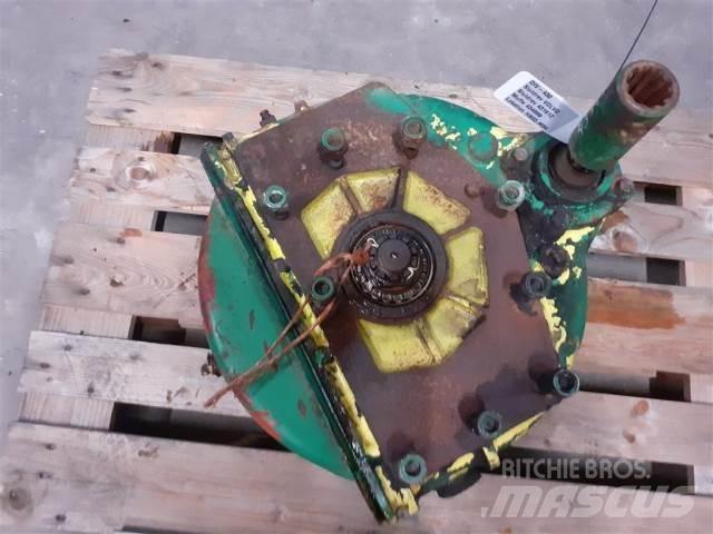 Volvo BM S950 Combine harvester spares & accessories