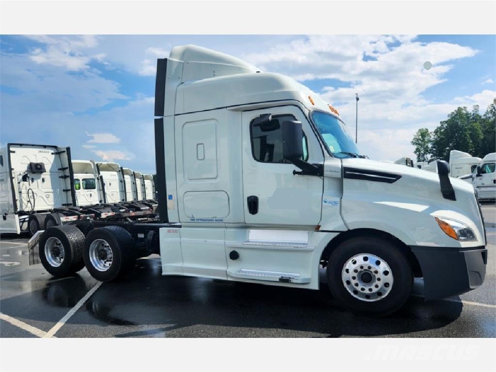 Freightliner 126 Truck Tractor Units