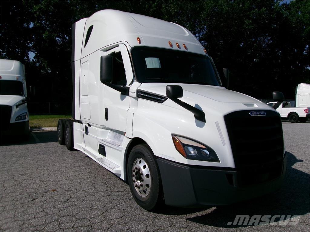 Freightliner 126 Truck Tractor Units