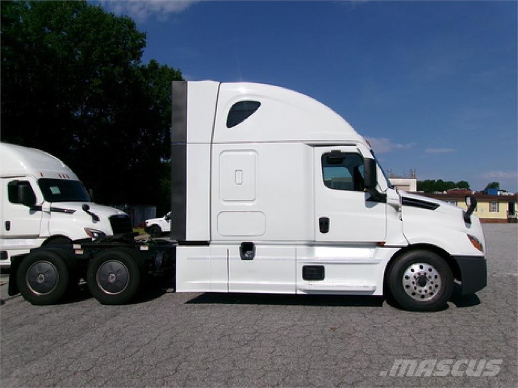 Freightliner 126 Truck Tractor Units