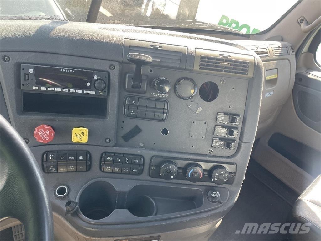 Freightliner CA113 Truck Tractor Units