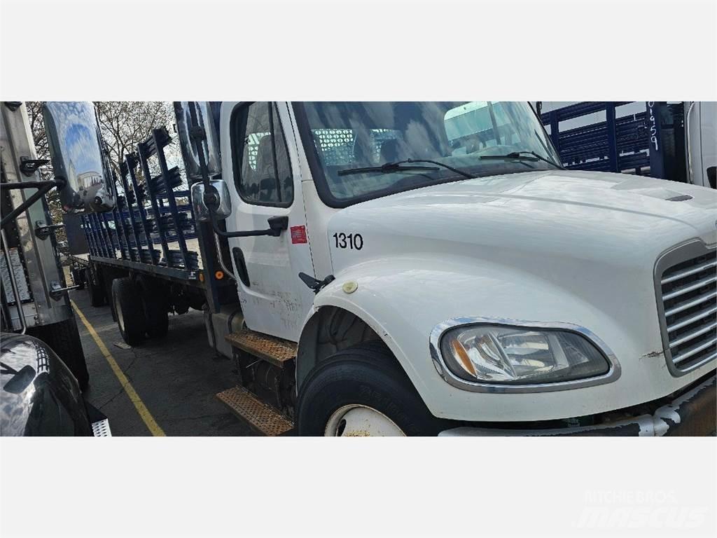 Freightliner M2 106 Flatbed/Dropside trucks