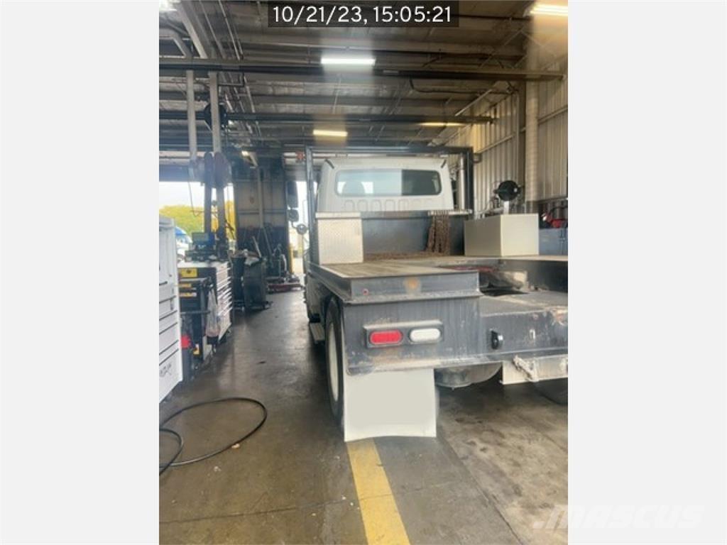 Freightliner M2 112 Municipal / general purpose vehicles