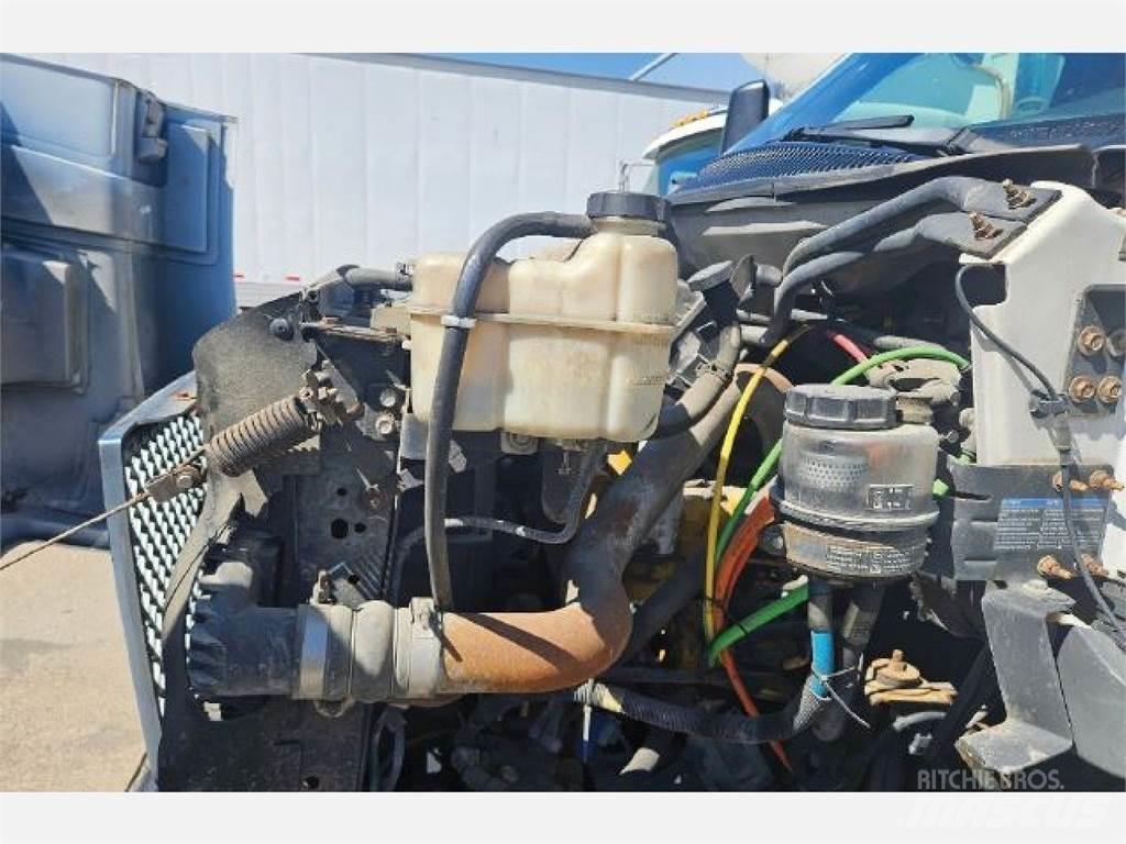 GMC C7500 Van Body Trucks