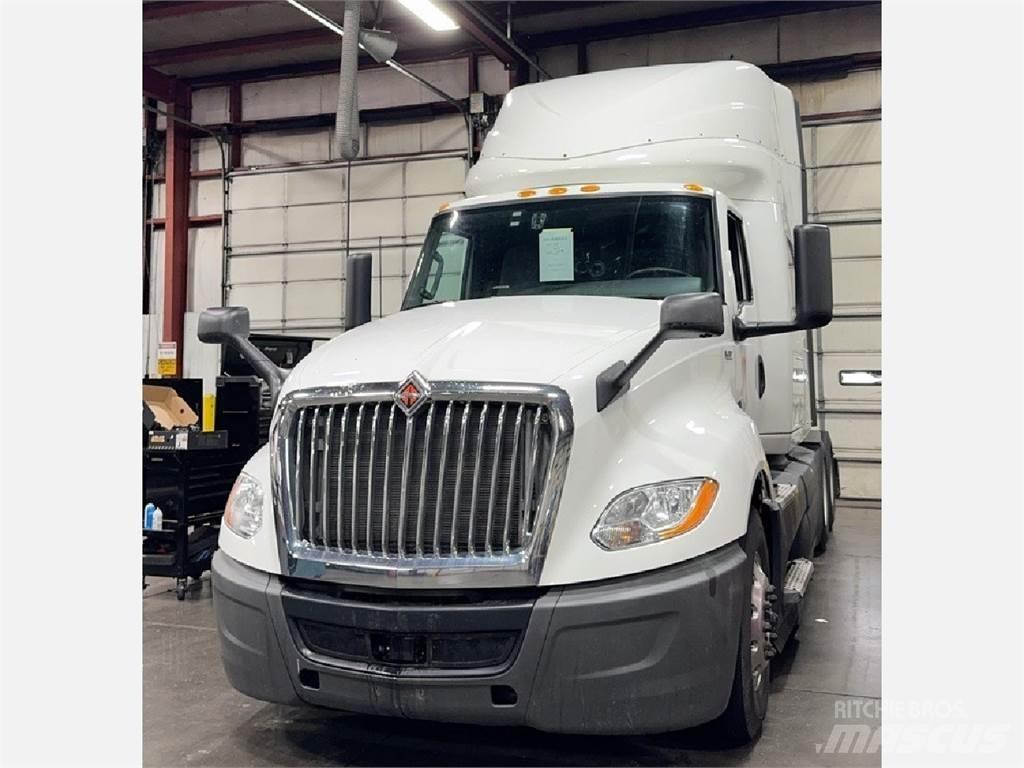 International LT Truck Tractor Units