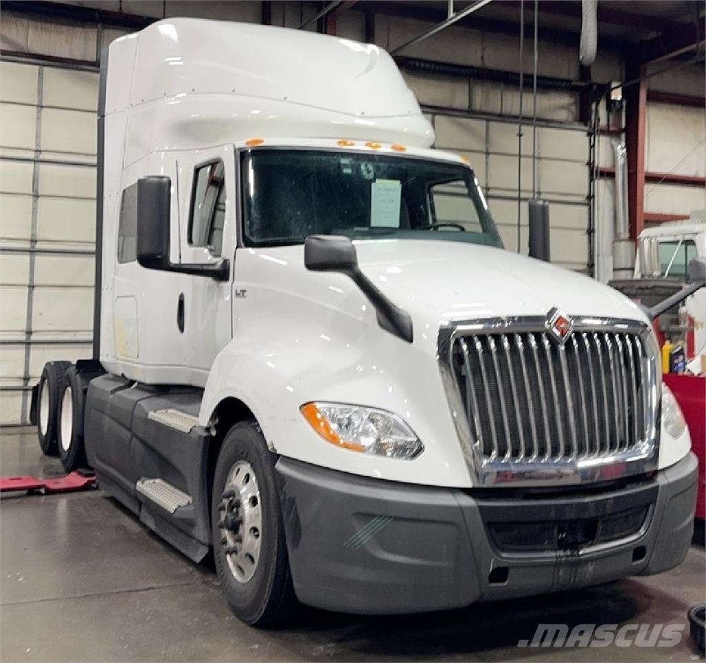 International LT Truck Tractor Units