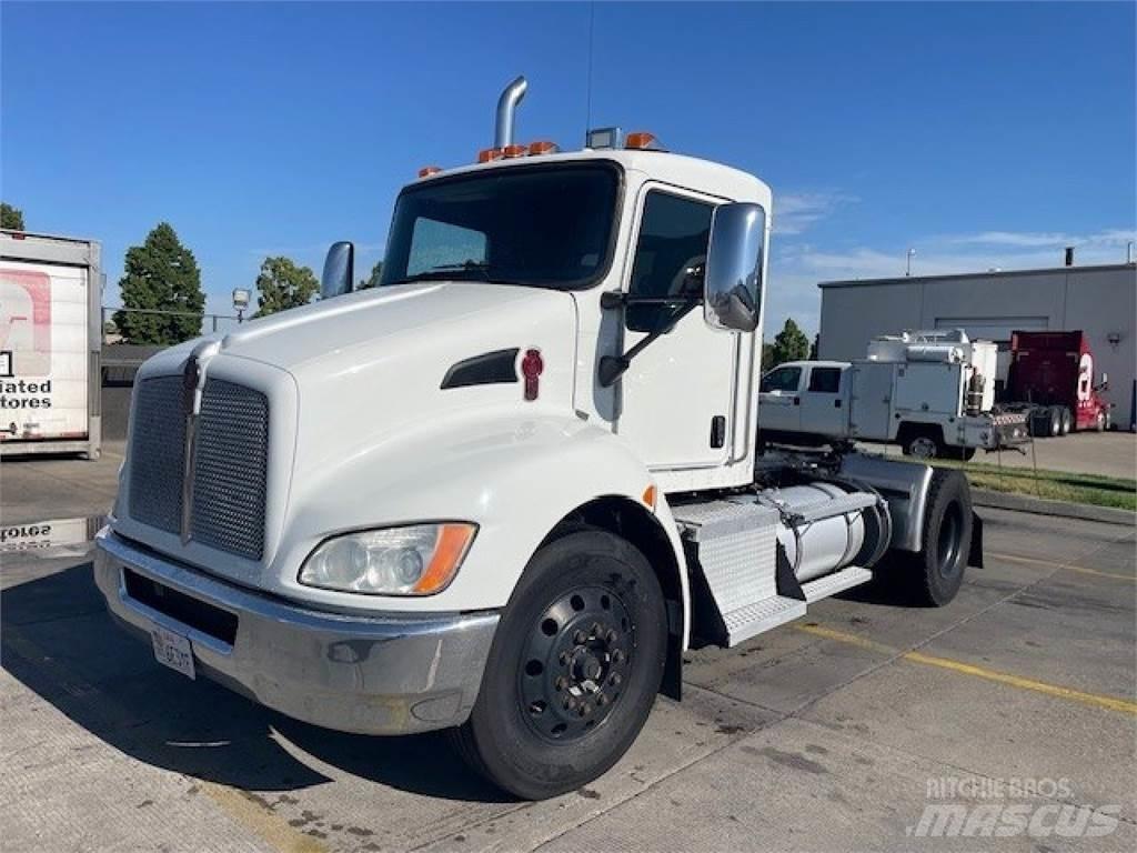 Kenworth T370 Truck Tractor Units