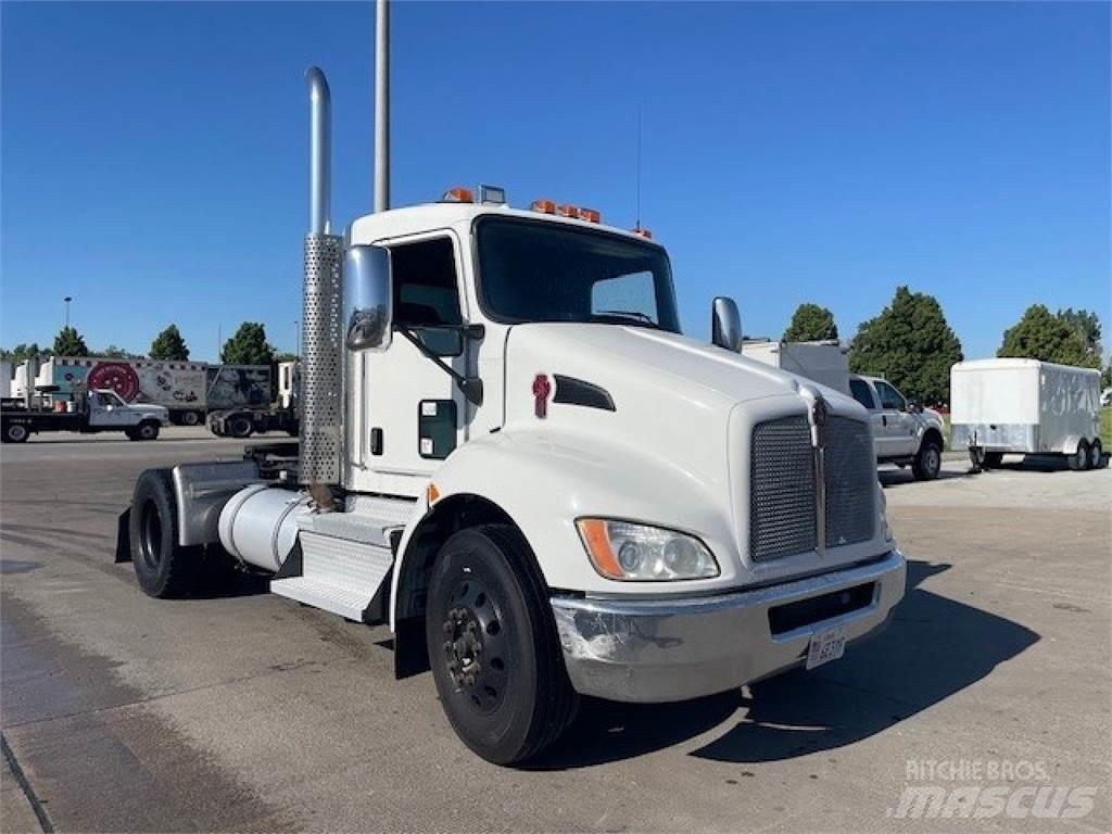 Kenworth T370 Truck Tractor Units