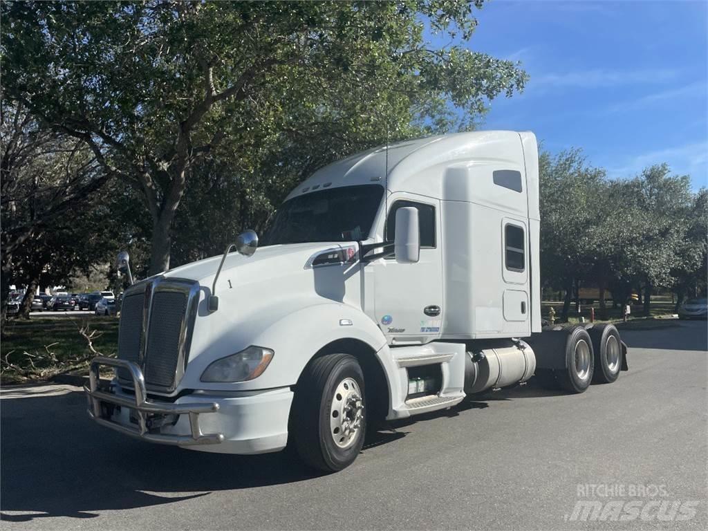 Kenworth T680 Truck Tractor Units