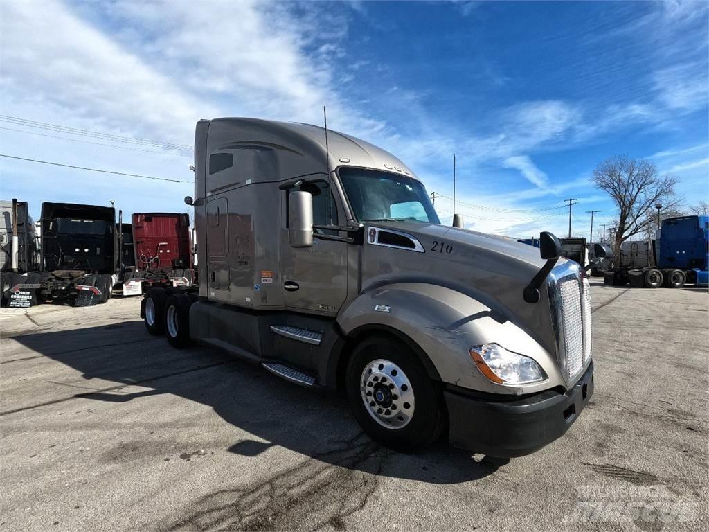 Kenworth T680 Truck Tractor Units