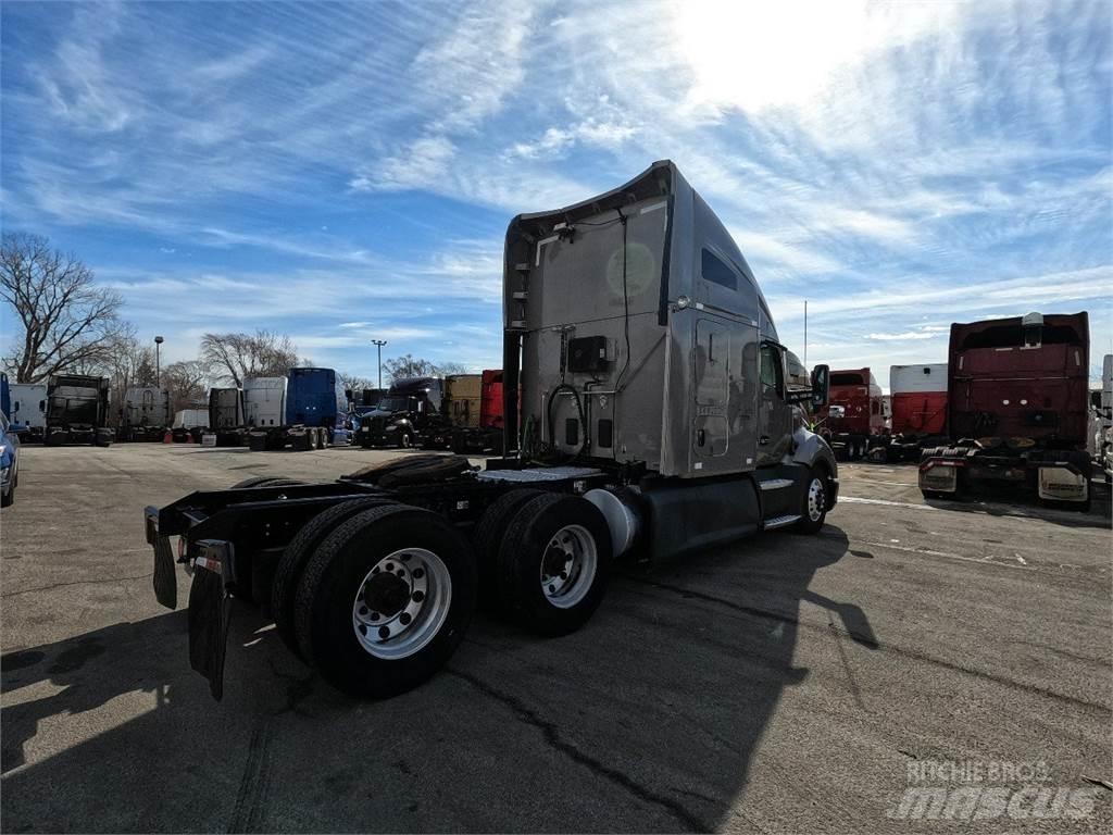 Kenworth T680 Truck Tractor Units