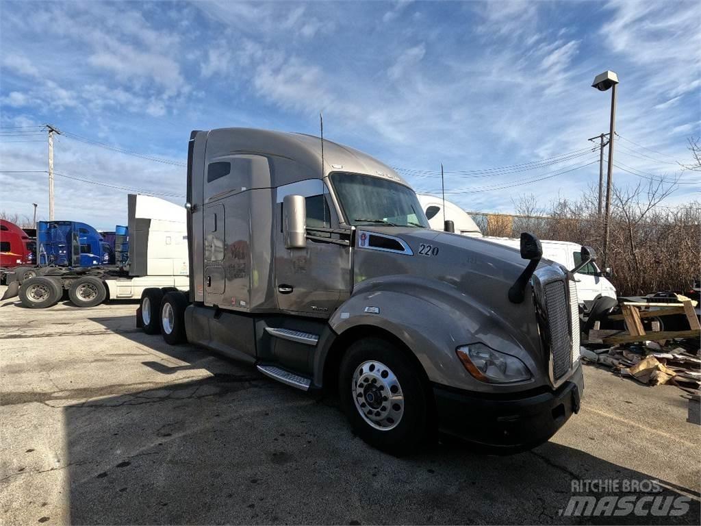 Kenworth T680 Truck Tractor Units