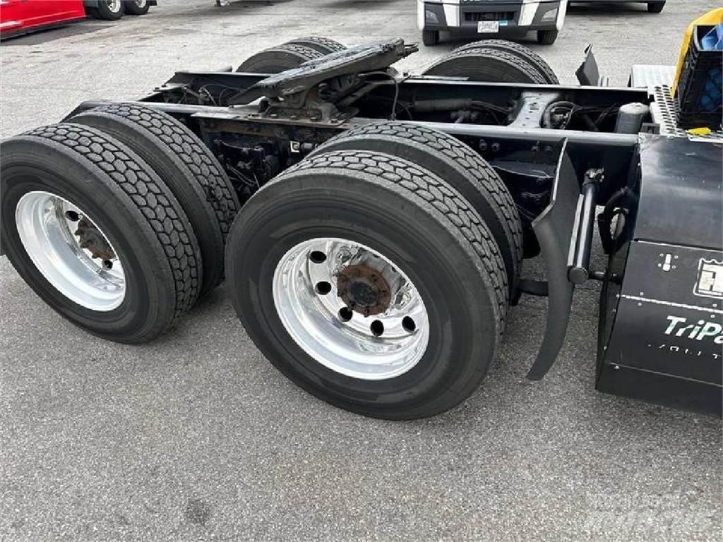 Kenworth T680 Truck Tractor Units