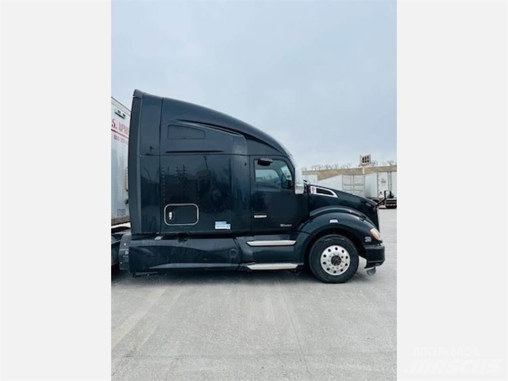 Kenworth T680 Truck Tractor Units