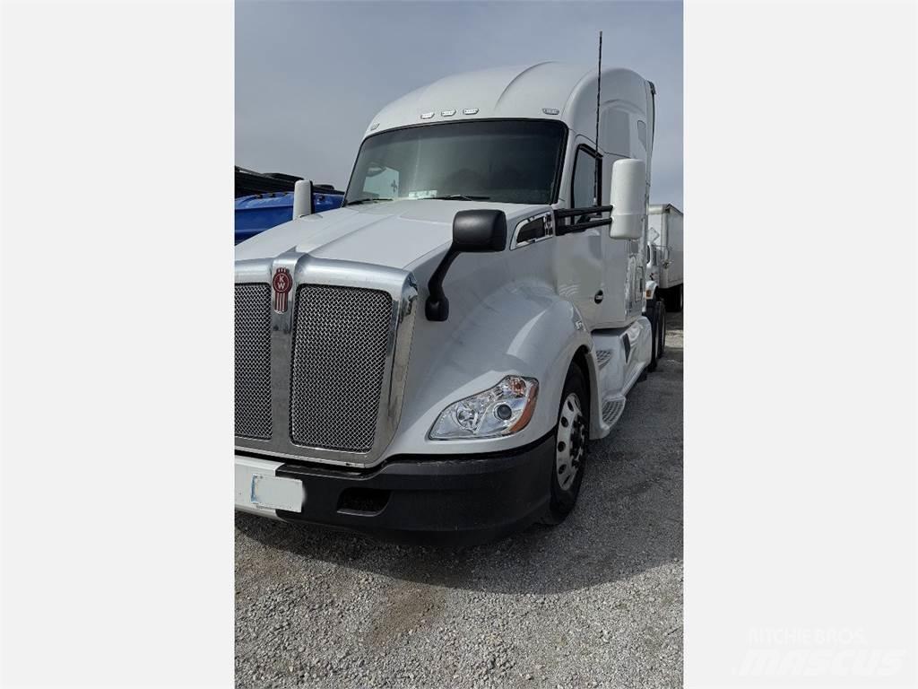 Kenworth T680 Truck Tractor Units