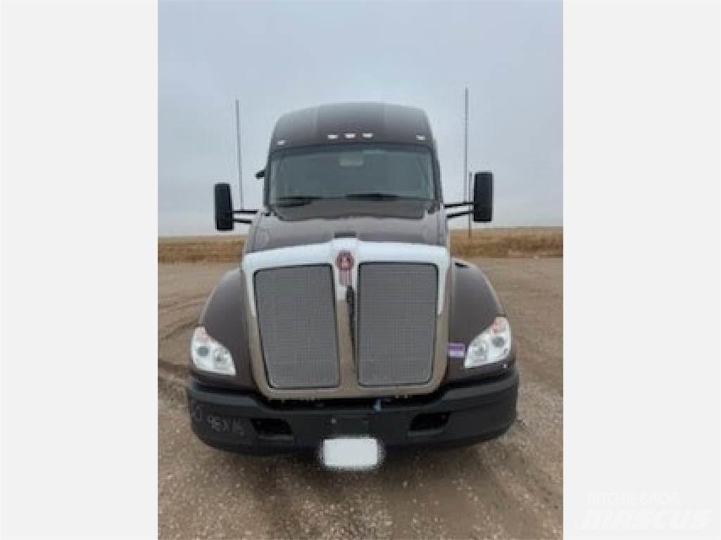 Kenworth T680 Truck Tractor Units