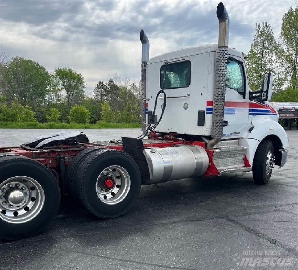 Kenworth T680 Truck Tractor Units