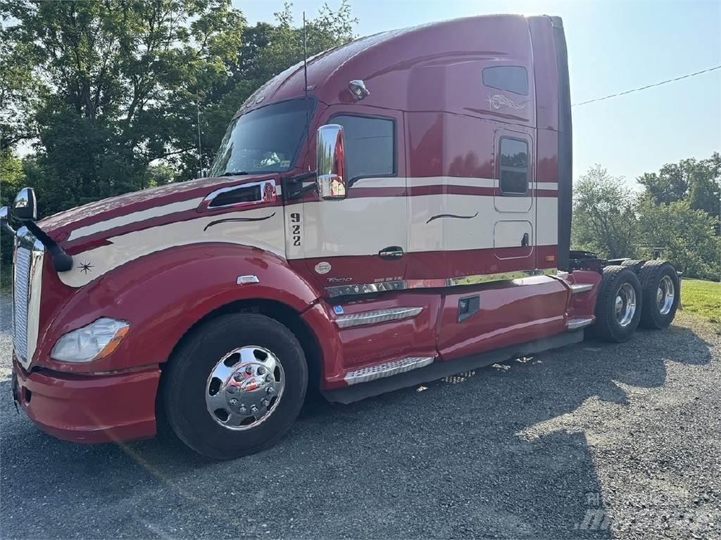 Kenworth T680 Truck Tractor Units