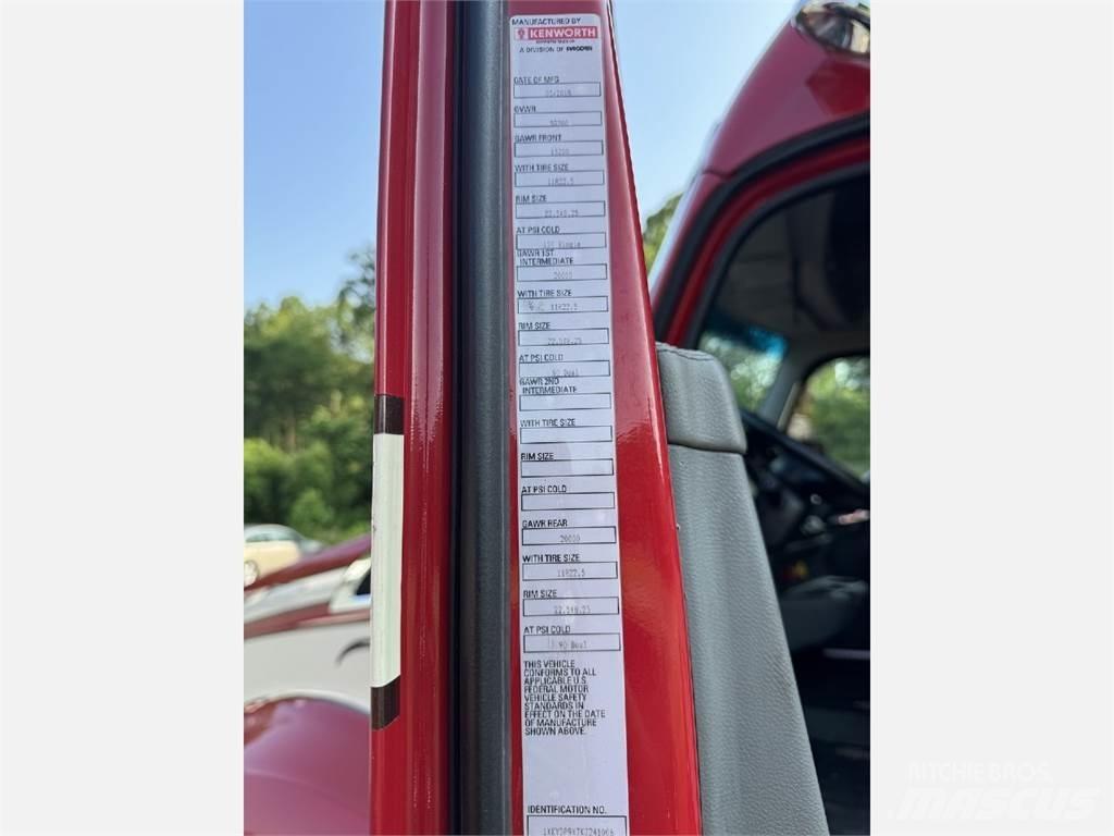 Kenworth T680 Truck Tractor Units