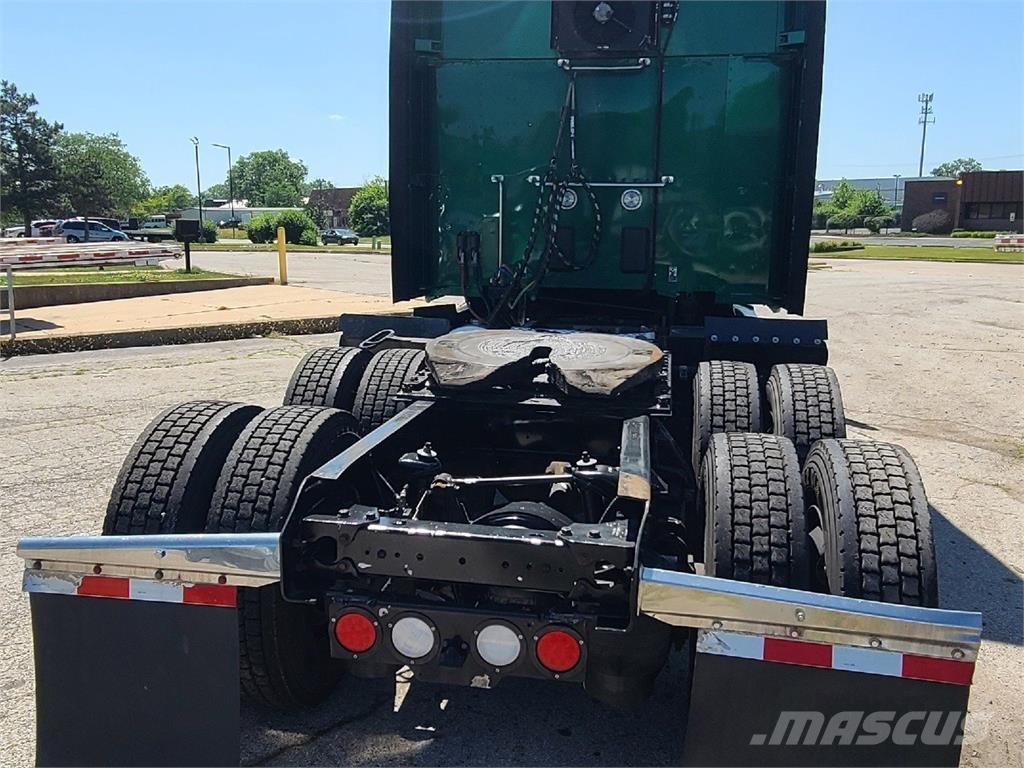 Kenworth T680 Truck Tractor Units