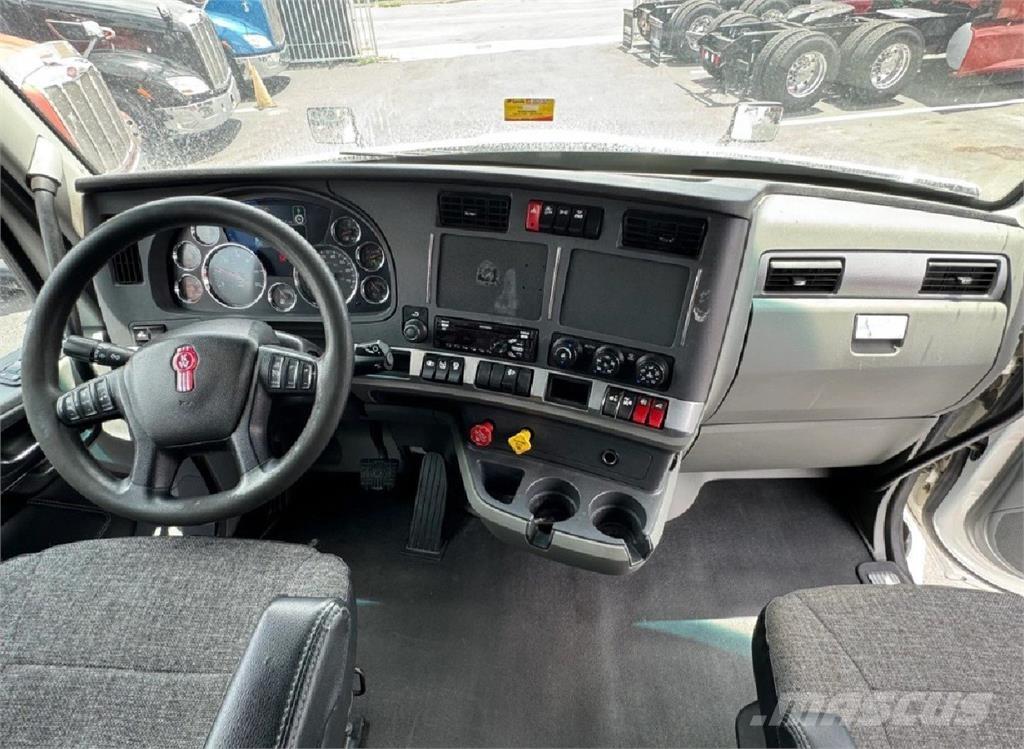 Kenworth T680 Truck Tractor Units