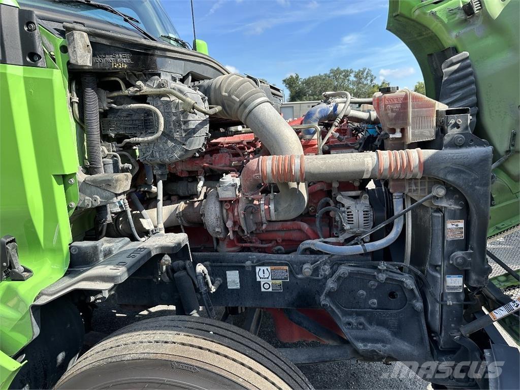 Kenworth T680 Truck Tractor Units