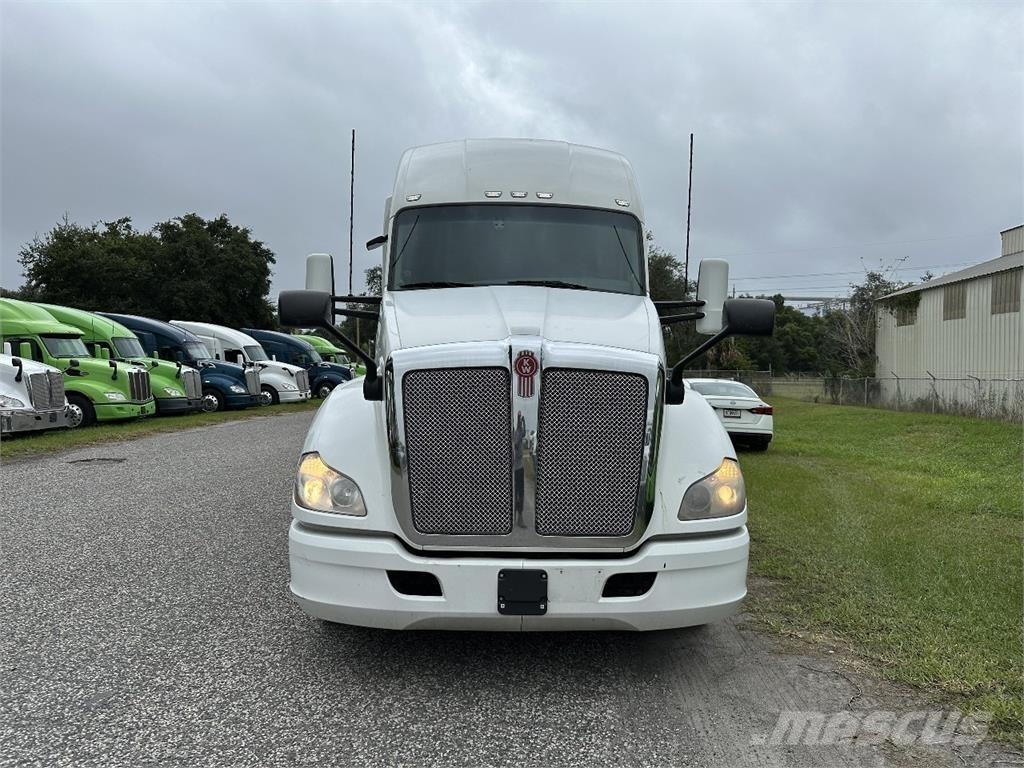 Kenworth T680 Truck Tractor Units