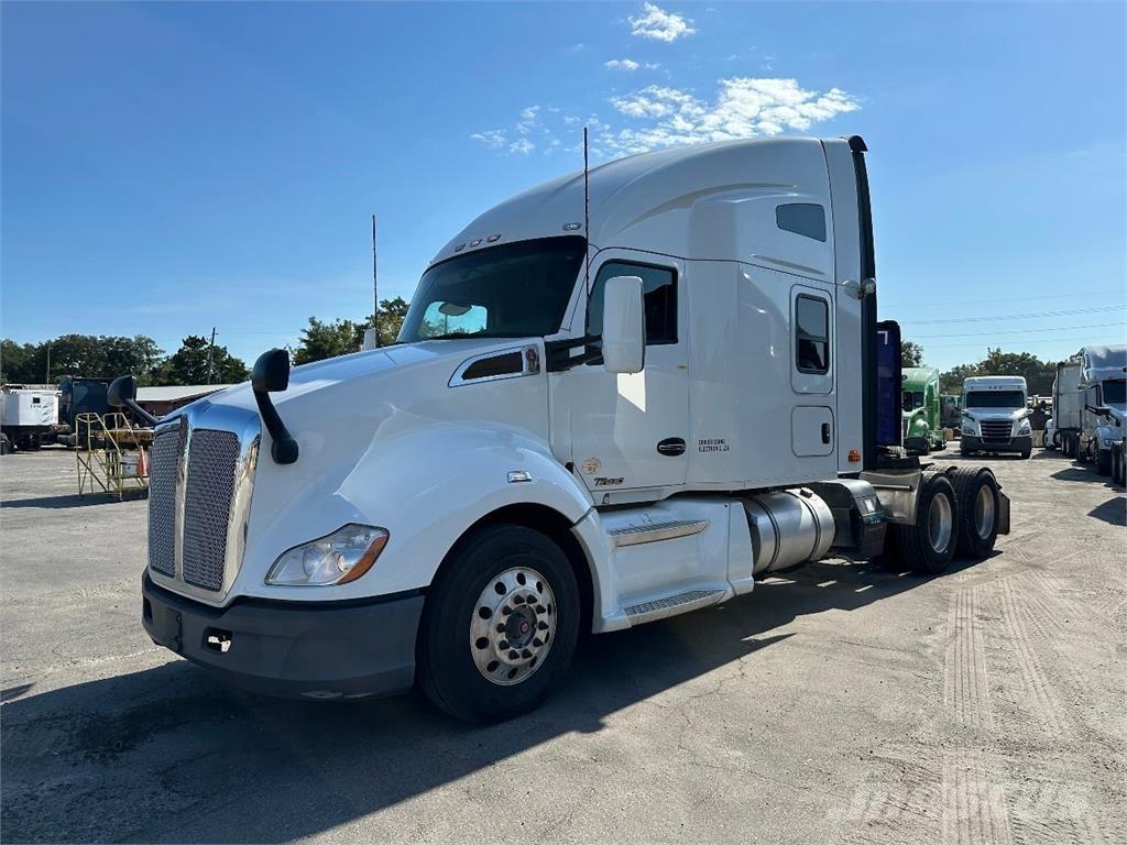Kenworth T680 Truck Tractor Units