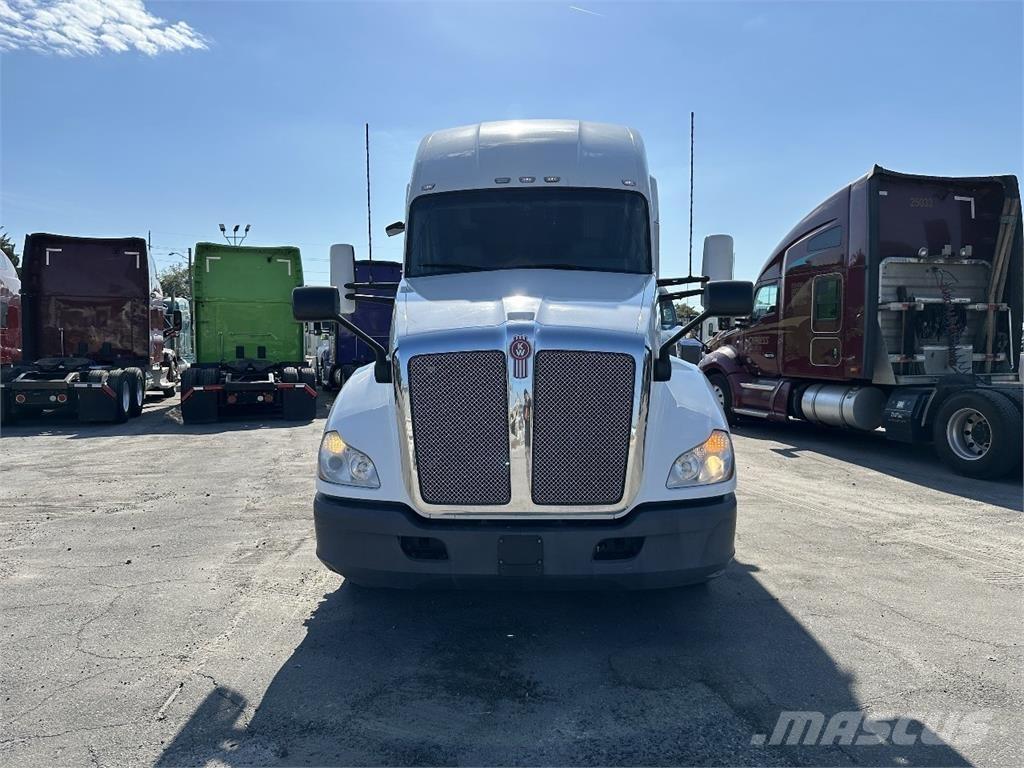 Kenworth T680 Truck Tractor Units